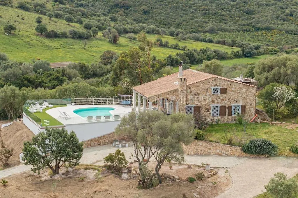 Villa I Venti Di Molara San Teodoro  Italia