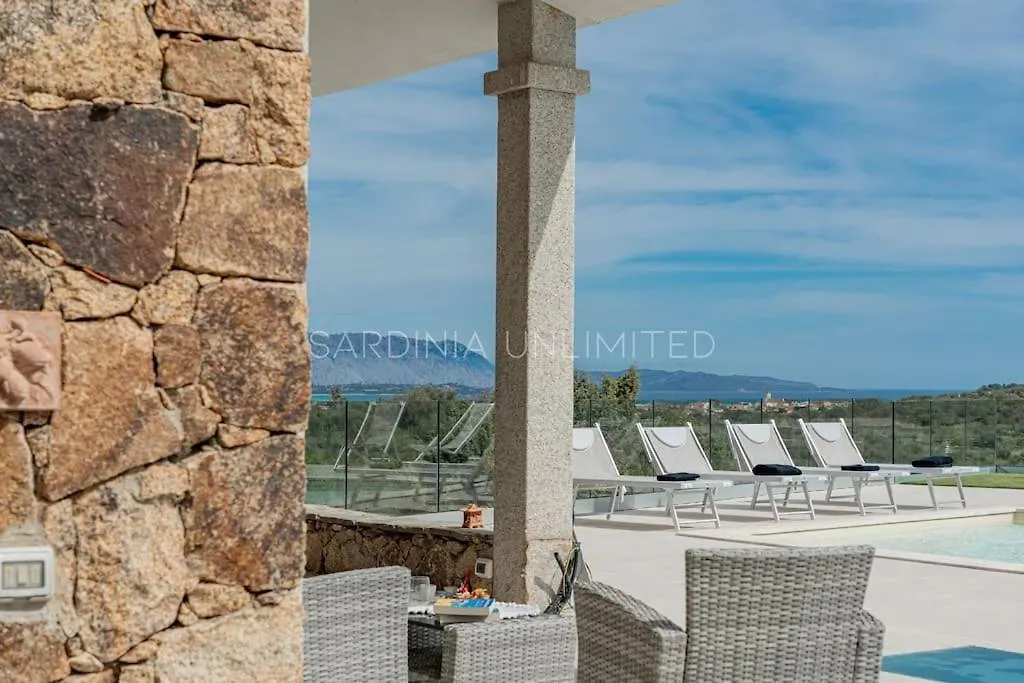 Villa I Venti Di Molara San Teodoro